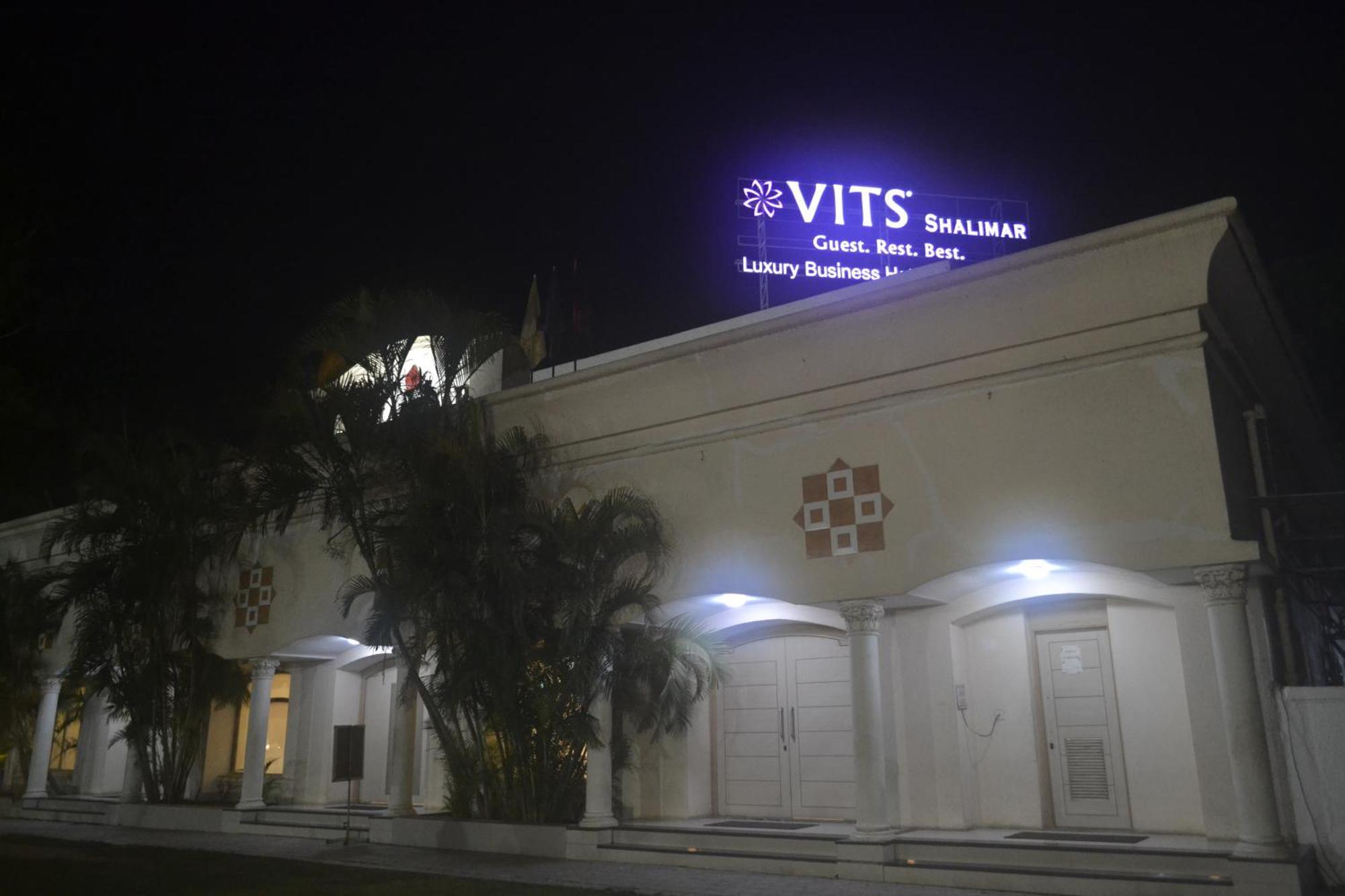 Hotel Vits Shalimar, Anklesvar Esterno foto