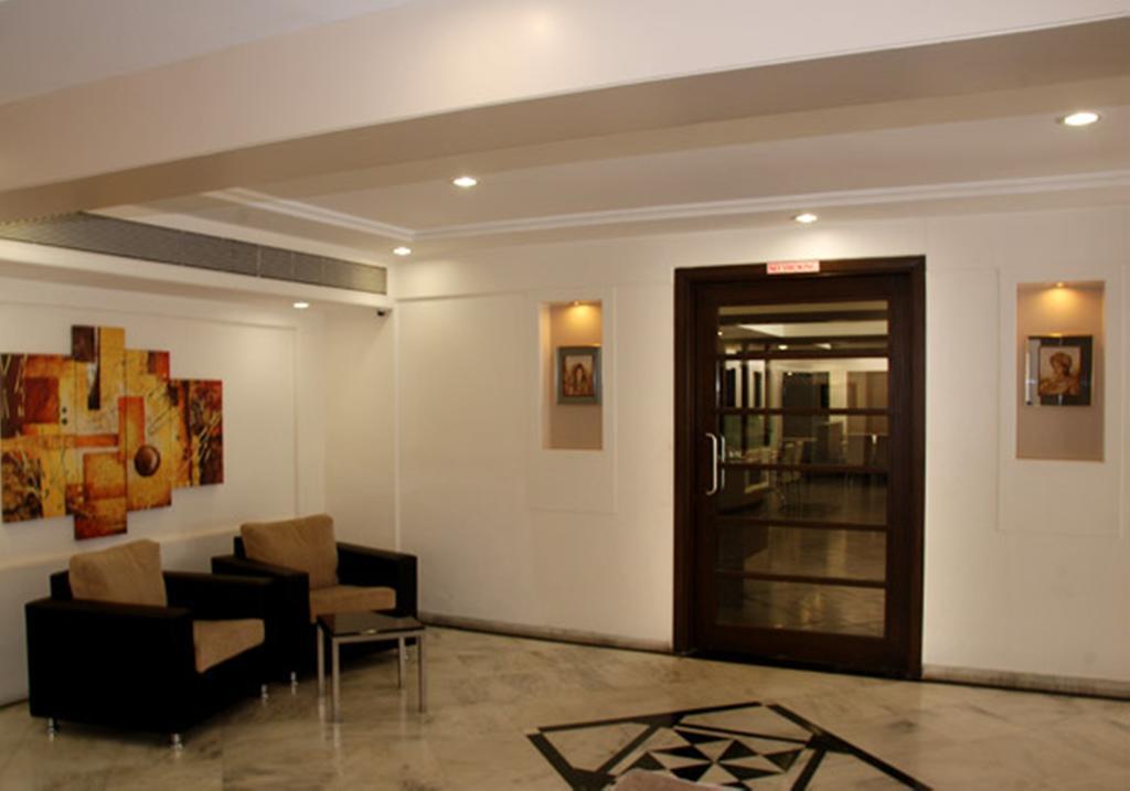 Hotel Vits Shalimar, Anklesvar Esterno foto